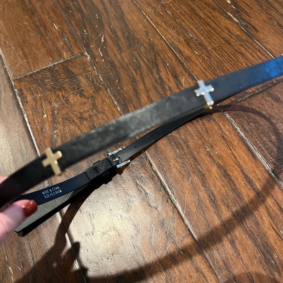 Forever 21 belt - Picture 2 of 4